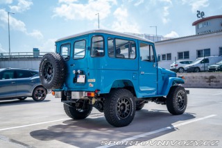 Toyota Ostatní modely LandCruiser FJ40 V8 6.0L 1982