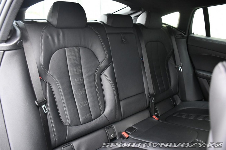 BMW X6 M50d xD M-SPORT HUD ČR 1M 2021