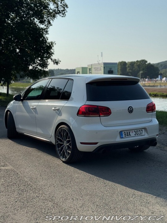 Volkswagen Golf GTI 2013