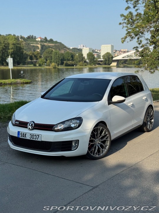 Volkswagen Golf GTI 2013
