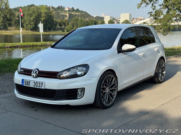 Volkswagen Golf GTI 2013