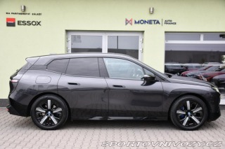 BMW iX xDrive40 H/K TAŽNÉ ČR 2022