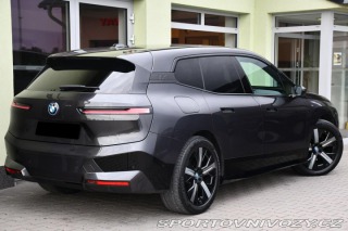 BMW iX xDrive40 H/K TAŽNÉ ČR 2022