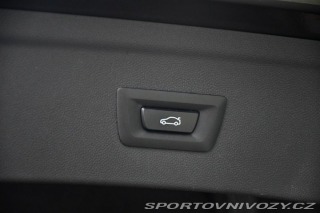 BMW iX xDrive40 H/K TAŽNÉ ČR 2022