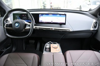 BMW iX xDrive40 H/K TAŽNÉ ČR 2022