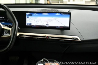 BMW iX xDrive40 H/K TAŽNÉ ČR 2022