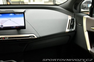 BMW iX xDrive40 H/K TAŽNÉ ČR 2022