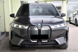 BMW iX xDrive40 H/K TAŽNÉ ČR 2022