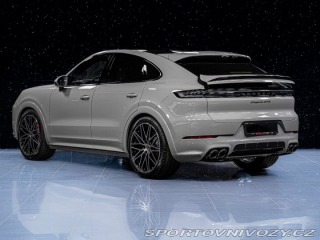 Porsche Cayenne GTS Coupe 2025