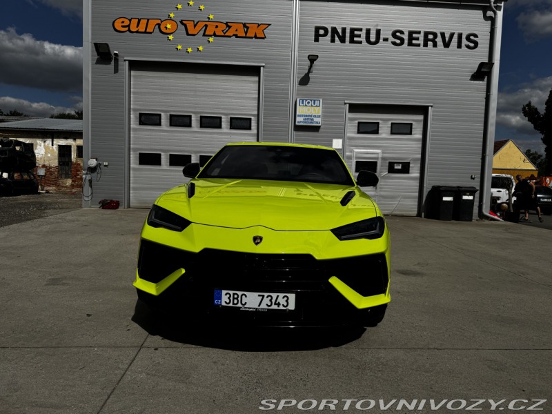 Lamborghini Urus 