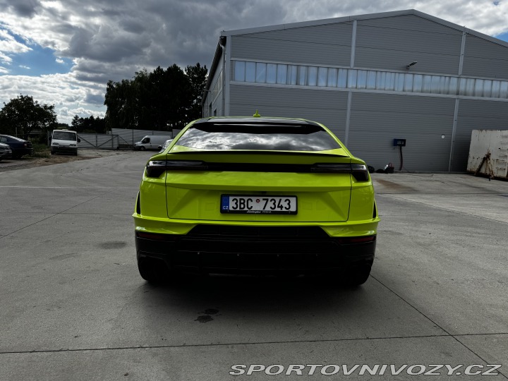 Lamborghini Urus 2023