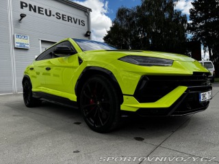 Lamborghini Urus  2023