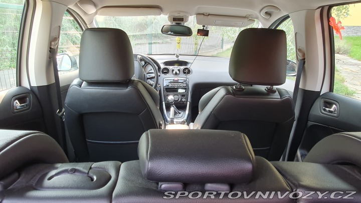Peugeot 308 GTI 2011