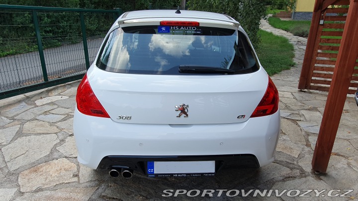 Peugeot 308 GTI 2011