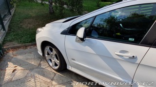 Peugeot 308 GTI 2011