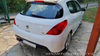 Peugeot 308 GTI 2011