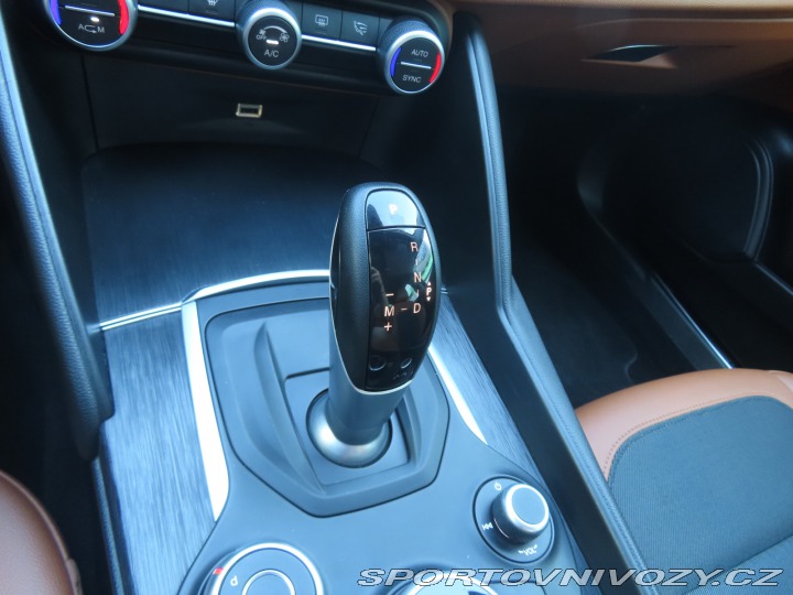 Alfa Romeo Giulia 2.0 Turbo 2019