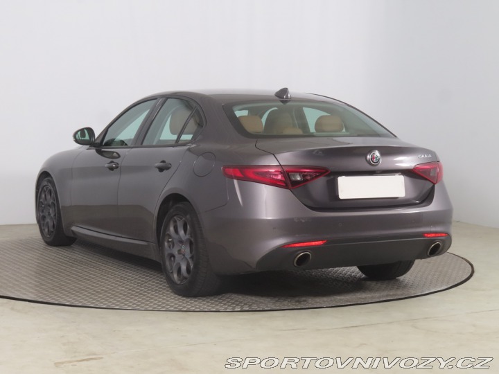 Alfa Romeo Giulia 2.0 Turbo 2019