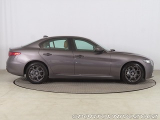 Alfa Romeo Giulia 2.0 Turbo 2019