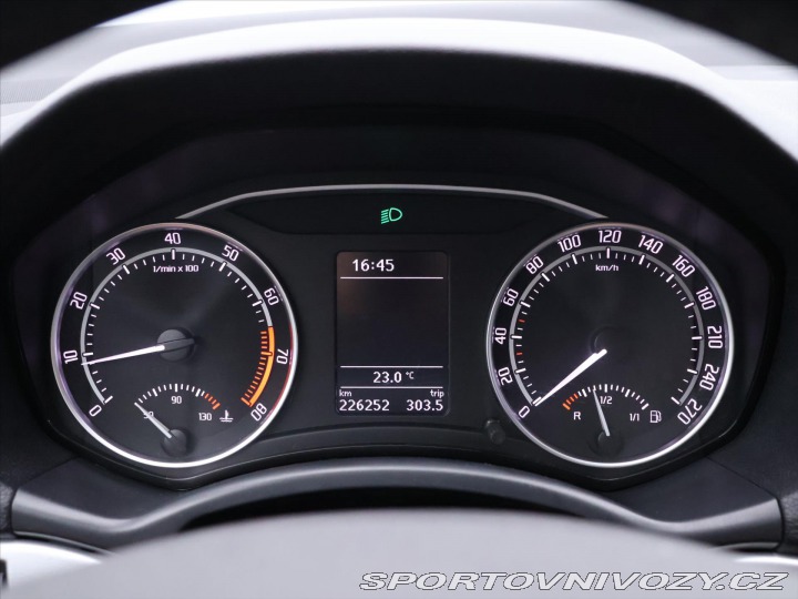 Škoda Octavia RS 2,0 TSI 147kW Serv.Kniha 2011