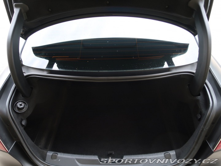 Jaguar XE E-Performance 2016