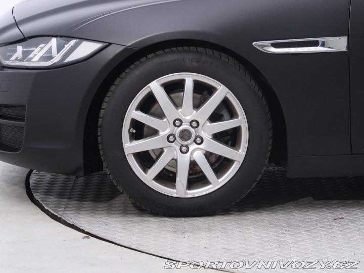 Jaguar XE E-Performance 2016