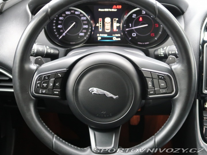 Jaguar XE E-Performance 2016