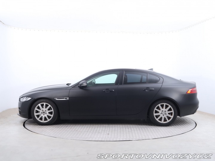 Jaguar XE E-Performance 2016