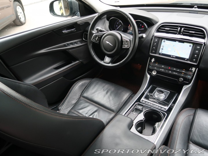Jaguar XE E-Performance 2016