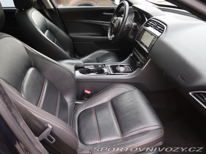 Jaguar XE E-Performance 2016
