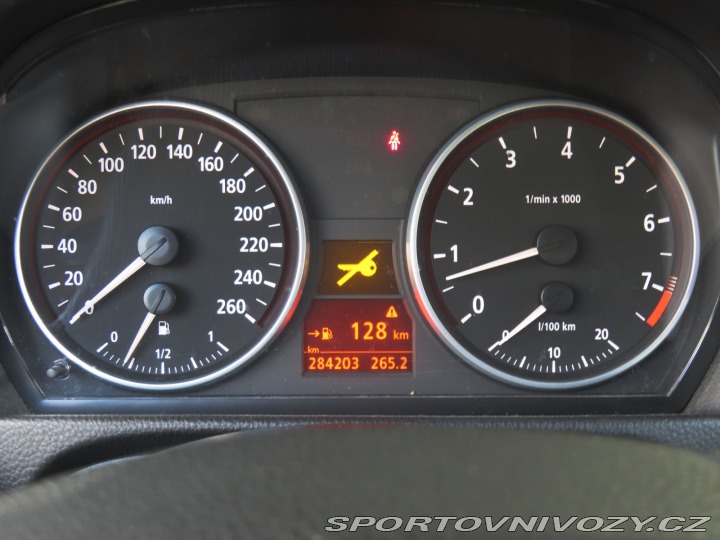 BMW 3 325 i 2006