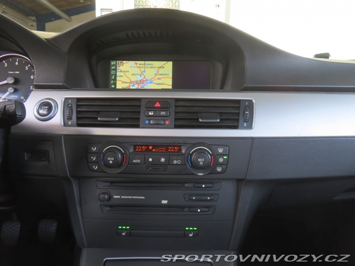 BMW 3 325 i 2006