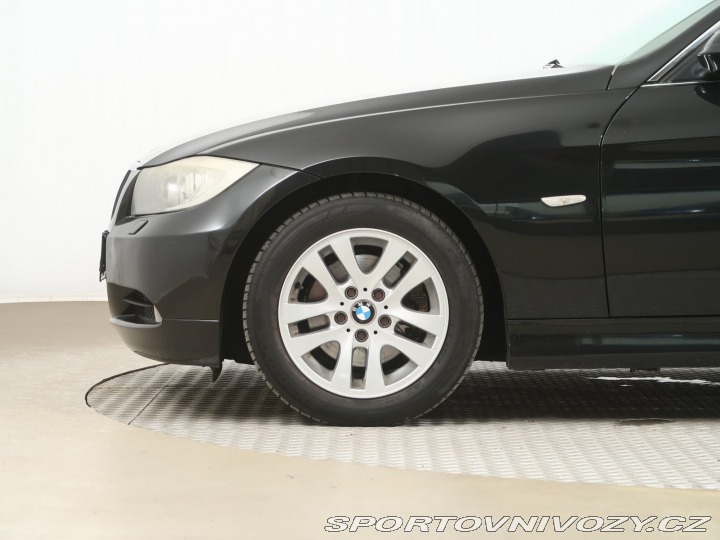 BMW 3 325 i 2006