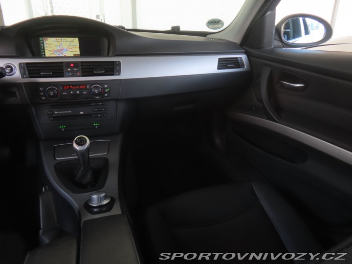 BMW 3 325 i 2006