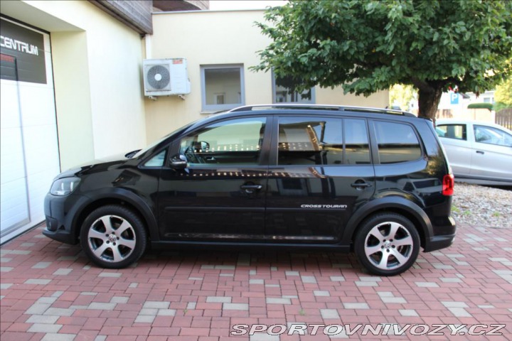 Volkswagen Ostatní modely Touran 1,4 TSI 140PS Cross 2011