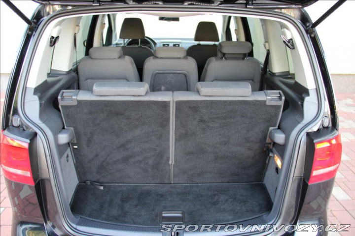 Volkswagen Ostatní modely Touran 1,4 TSI 140PS Cross 2011