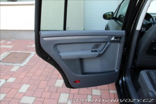 Volkswagen Ostatní modely Touran 1,4 TSI 140PS  Cross 2011