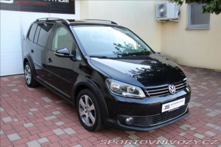 Volkswagen Ostatní modely Touran 1,4 TSI 140PS  Cross 2011