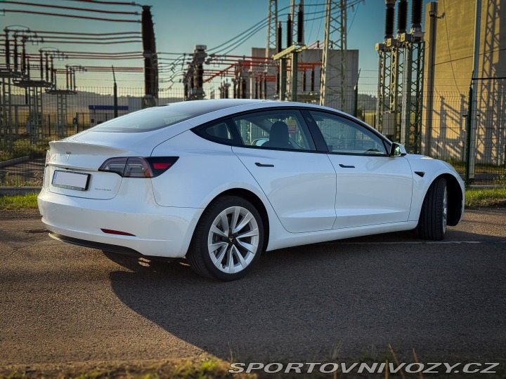 Tesla Model 3 2021