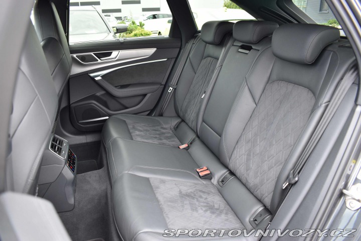 Audi RS6 KERAMIC*B&O*LASER*ZÁR 2022