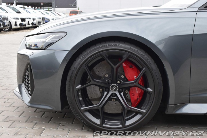 Audi RS6 KERAMIC*B&O*LASER*ZÁR 2022