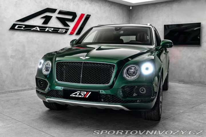 Bentley Bentayga 4,0D Masáže Pano LED 2017