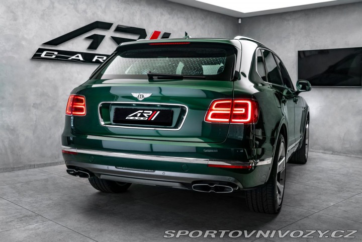 Bentley Bentayga 4,0D Masáže Pano LED 2017