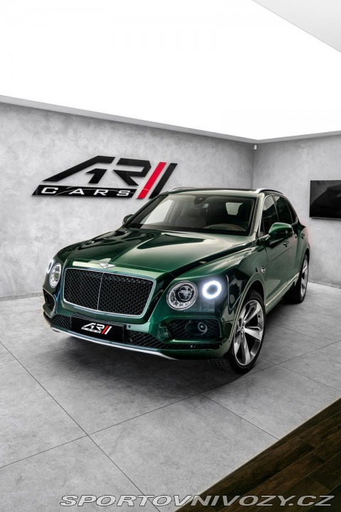 Bentley Bentayga 4,0D Masáže Pano LED 2017