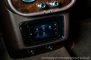 Bentley Bentayga 4,0D Masáže Pano LED 2017