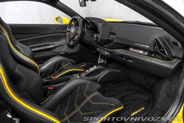 Ferrari 488 2017