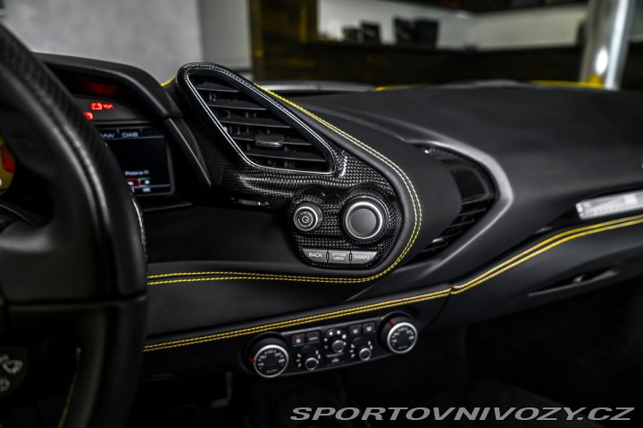 Ferrari 488 2017