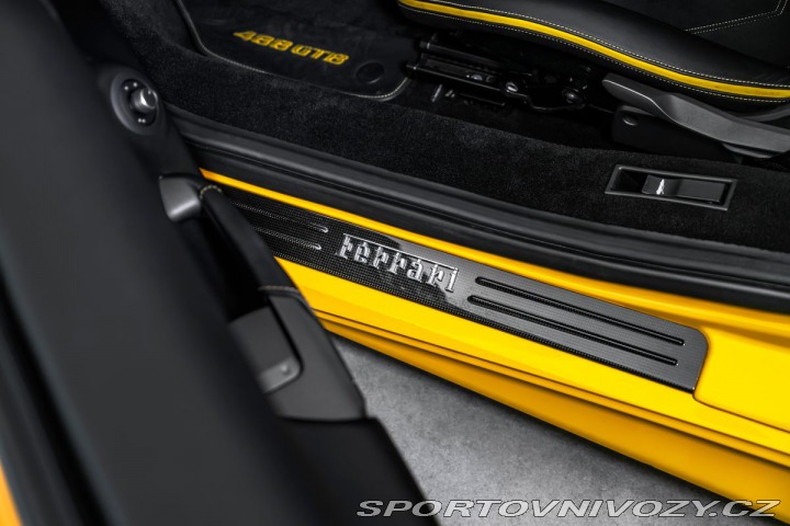 Ferrari 488 2017
