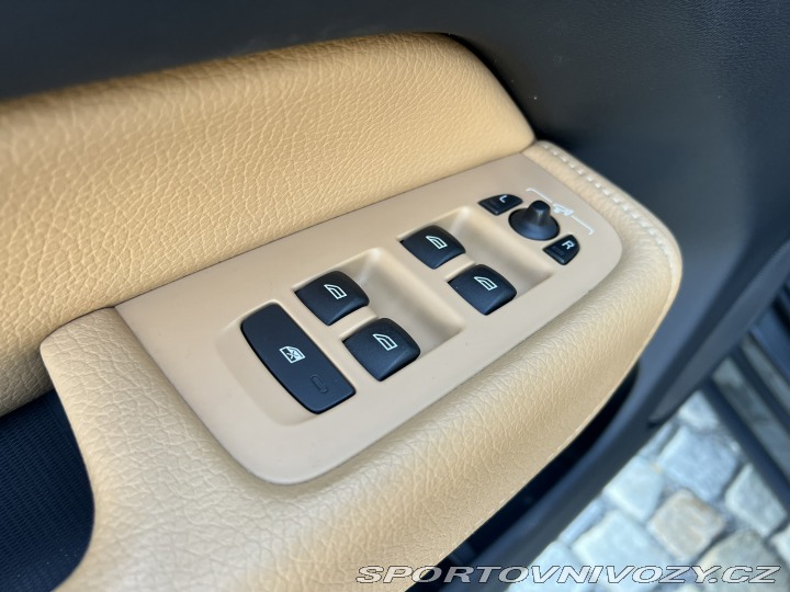 Volvo Ostatní modely XC60 REZERVACE 2017