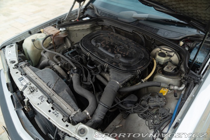 Mercedes-Benz E 190 E 1.8 1991